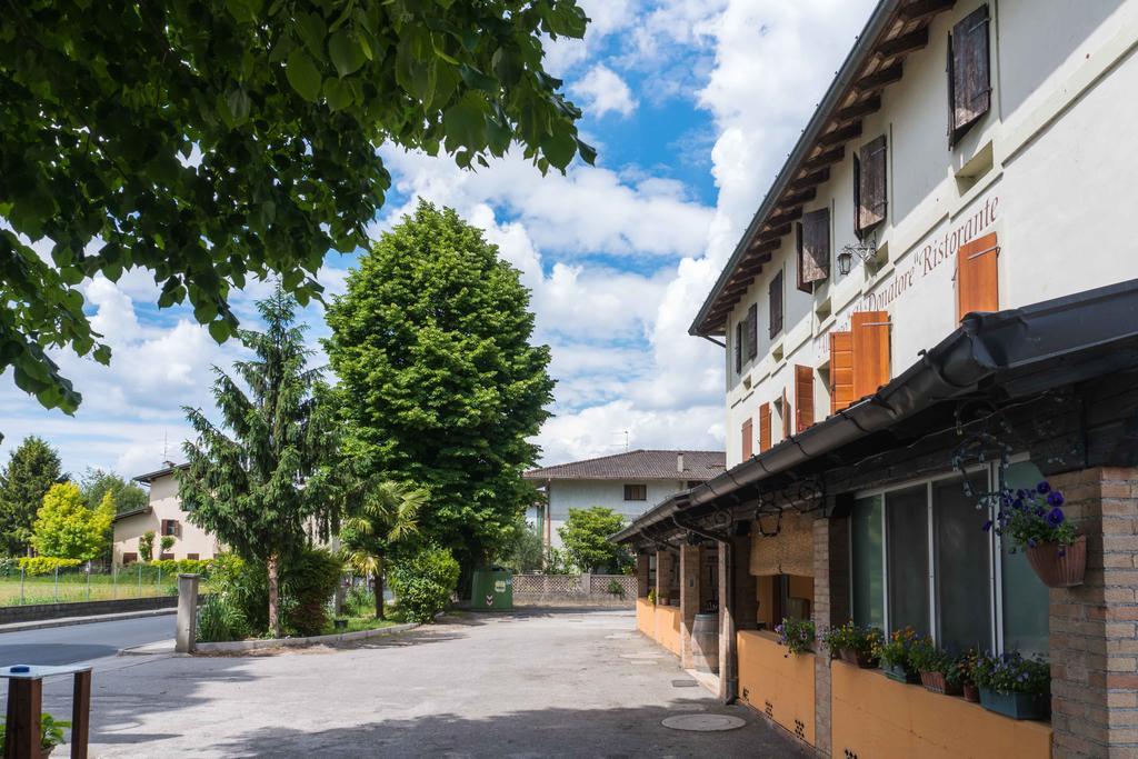 Ristorante Albergo Al Donatore Teor Bagian luar foto