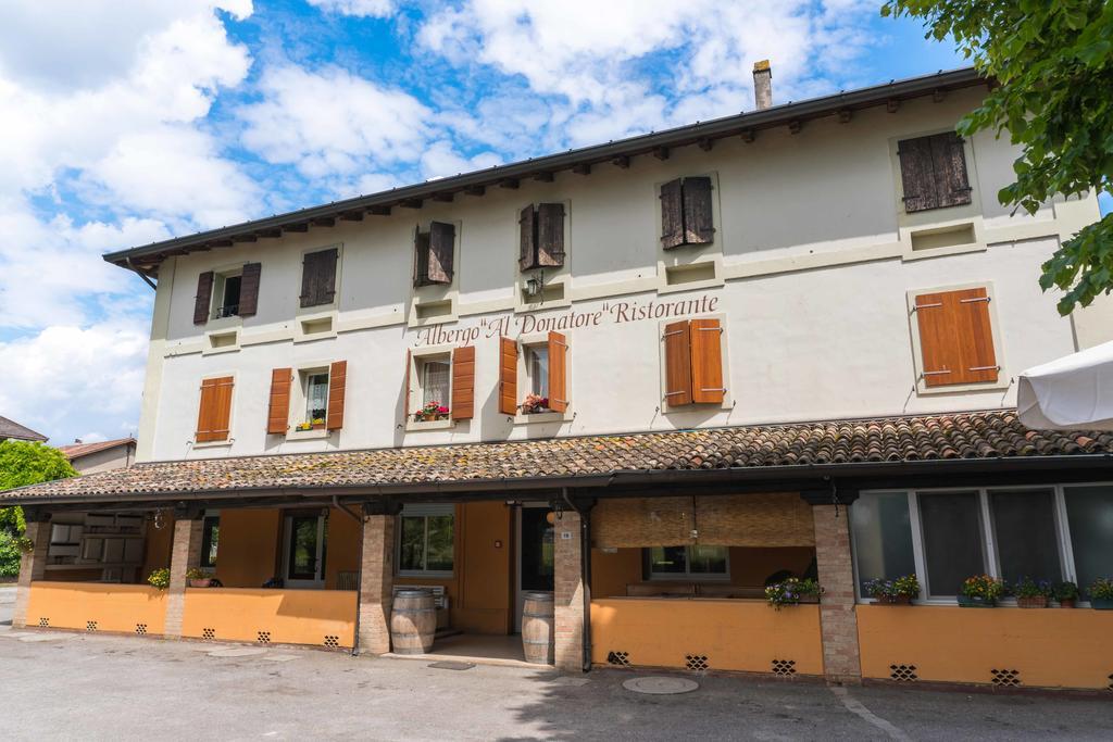 Ristorante Albergo Al Donatore Teor Bagian luar foto